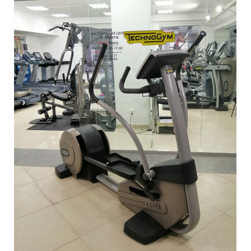 Орбітрек  Technogym Synchro 700 (Б/У) - фото №5